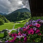 Ascherhof Bauernhof *